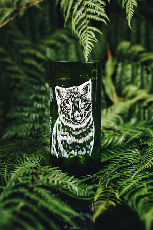 Vaso reutilizado ilustrado con zorro chilote